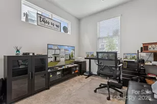 9420 Munsing Dr, Charlotte, NC 28269 - Photo 16