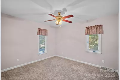 1622 Piccadilly Drive, Charlotte, NC 28211 - Photo 20