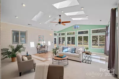 1622 Piccadilly Drive, Charlotte, NC 28211 - Photo 30