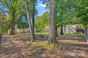 1622 Piccadilly Dr, Charlotte, NC 28211 - Photo 42