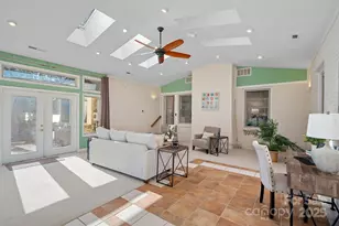 1622 Piccadilly Dr, Charlotte, NC 28211 - Photo 32