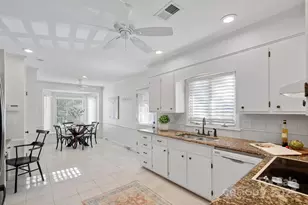 1622 Piccadilly Dr, Charlotte, NC 28211 - Photo 10