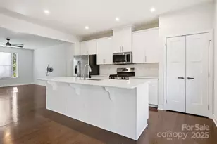 3039 Salix Bend Dr, Charlotte, NC 28205 - Photo 14