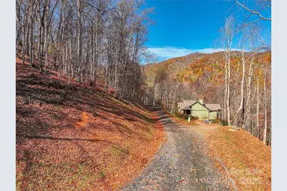 000 Pearl Way #12, Burnsville, NC 28714 - Photo 10