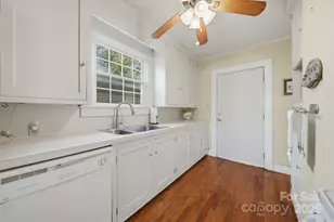 323 4th St Pl SW, Hickory, NC 28602 - Photo 12