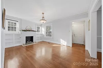 323 4th Street Place SW, Hickory, NC 28602 - Photo 2