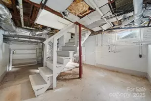 323 4th St Pl SW, Hickory, NC 28602 - Photo 26