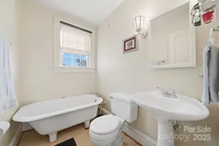 323 4th St Pl SW, Hickory, NC 28602 - Photo 16