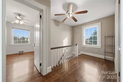 323 4th Street Place SW, Hickory, NC 28602 - Photo 18