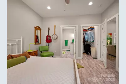 43 Middle Street, Hendersonville, NC 28792 - Photo 22