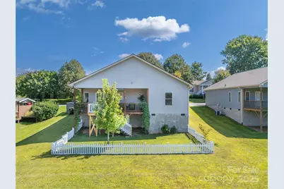 43 Middle Street, Hendersonville, NC 28792 - Photo 34