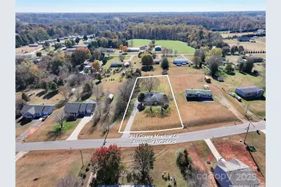 203 Grassy Meadow Lane, Statesville, NC 28625 - Photo 2