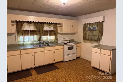 206 Railroad Street, Mooresboro, NC 28114 - Photo 8