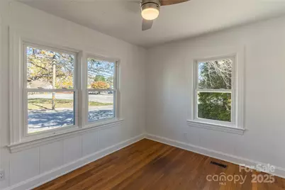 422 Hebron Road, Hendersonville, NC 28739 - Photo 32