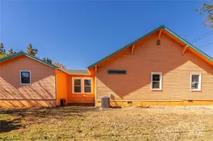 422 Hebron Rd, Hendersonville, NC 28739 - Photo 40