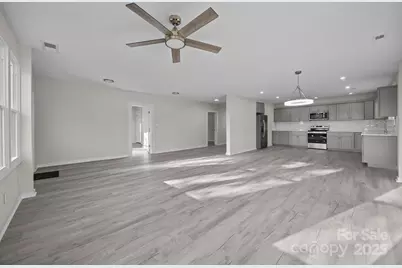 401 Julius Chambers Avenue, Mount Gilead, NC 27306 - Photo 6