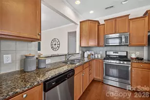 23178 Whimbrel Cir, Fort Mill, SC 29707 - Photo 4