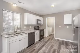 7420 Ginger Spice Ln, Charlotte, NC 28227 - Photo 8