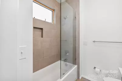 1004. Greenleaf Avenue #B, Charlotte, NC 28202 - Photo 10