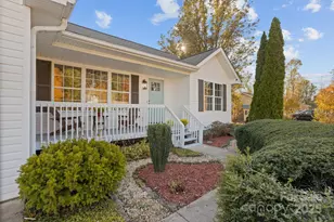 130 Sharons Way, East Flat Rock, NC 28726 - Photo 1