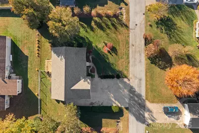 130 Sharons Way, East Flat Rock, NC 28726 - Photo 30