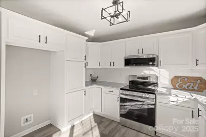 130 Sharons Way, East Flat Rock, NC 28726 - Photo 14