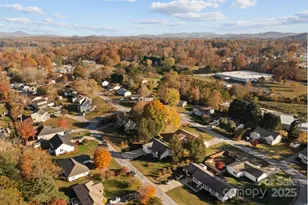 130 Sharons Way, East Flat Rock, NC 28726 - Photo 36