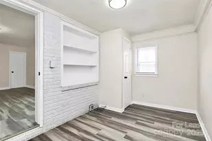 4132 Blenhein Rd, Charlotte, NC 28208 - Photo 4