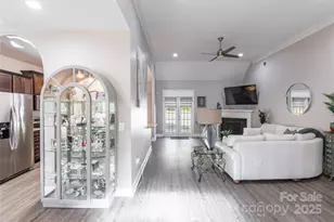 269 Hillsborough Ln, Rock Hill, SC 29732 - Photo 4