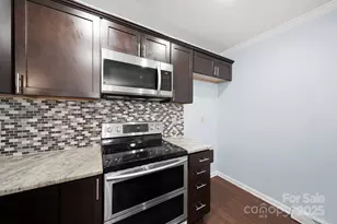 9219 Pebble Creek Way, Charlotte, NC 28269 - Photo 8