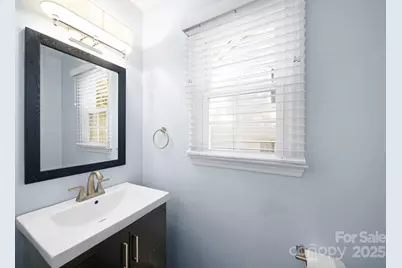 9219 Pebble Creek Way, Charlotte, NC 28269 - Photo 10