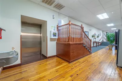 228 E Palmer Street, Franklin, NC 28734 - Photo 18