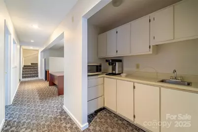 228 E Palmer Street, Franklin, NC 28734 - Photo 28