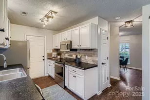14222 Walkers Crossing Dr, Charlotte, NC 28273 - Photo 12