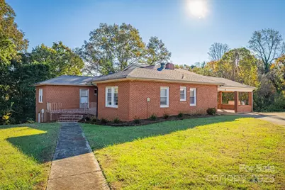 2986 Green Pasture Lane, Valdese, NC 28690 - Photo 2
