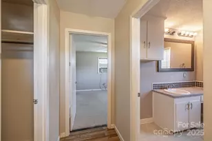 2986 Green Pasture Ln, Valdese, NC 28690 - Photo 36