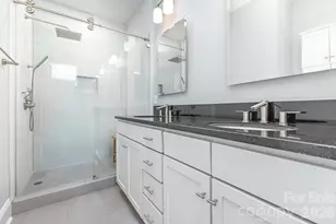 239 N Dotger Ave N, Charlotte, NC 28207 - Photo 16