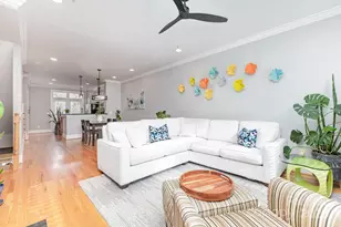 239 N Dotger Ave N, Charlotte, NC 28207 - Photo 2