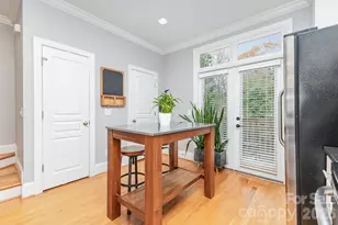 239 N Dotger Ave N, Charlotte, NC 28207 - Photo 10