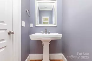 239 N Dotger Ave N, Charlotte, NC 28207 - Photo 14