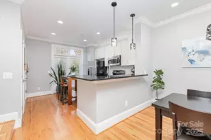 239 N Dotger Ave N, Charlotte, NC 28207 - Photo 12