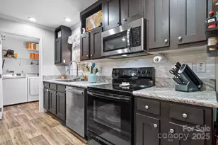 2603 Setzers Gap Rd, Lenoir, NC 28645 - Photo 10