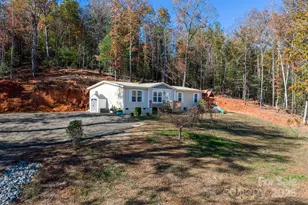 2603 Setzers Gap Rd, Lenoir, NC 28645 - Photo 2