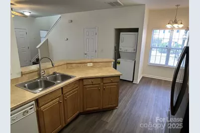 8603 Wandering Creek Way, Charlotte, NC 28227 - Photo 6