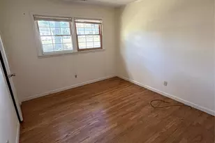 637 N McLin Creek Rd, Conover, NC 28613 - Photo 8