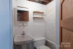 274 N 4th St, Albemarle, NC 28001 - Photo 36