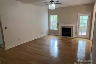 8619 Delamere Ln, Charlotte, NC 28269 - Photo 10