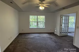 8619 Delamere Ln, Charlotte, NC 28269 - Photo 16