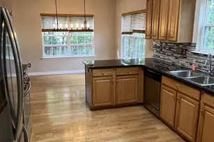 8619 Delamere Ln, Charlotte, NC 28269 - Photo 6