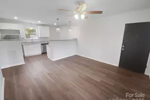 349 Wakefield Dr, Charlotte, NC 28209 - Photo 10